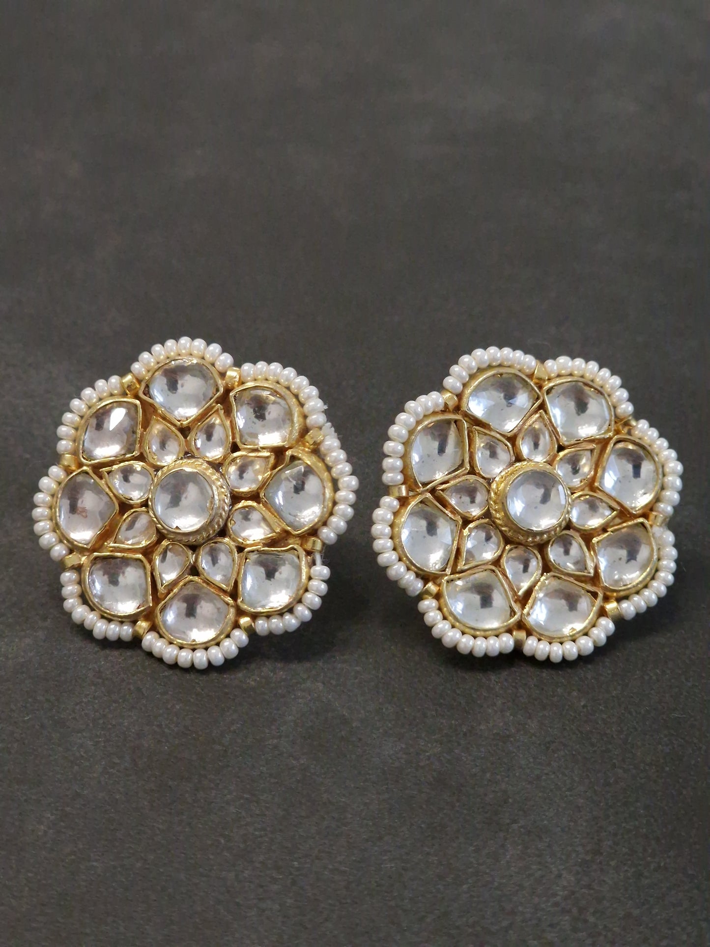 Gold Kundan Stud