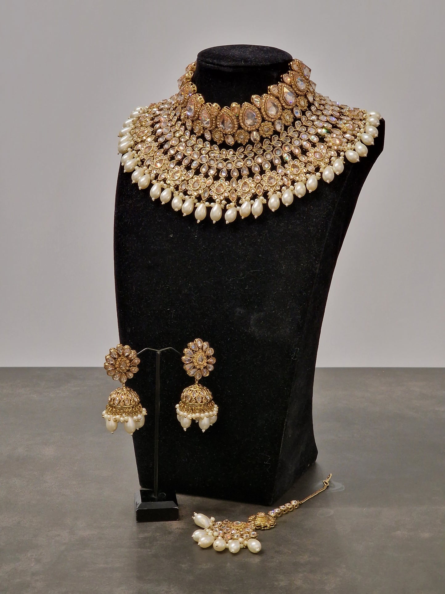 Morah Gold