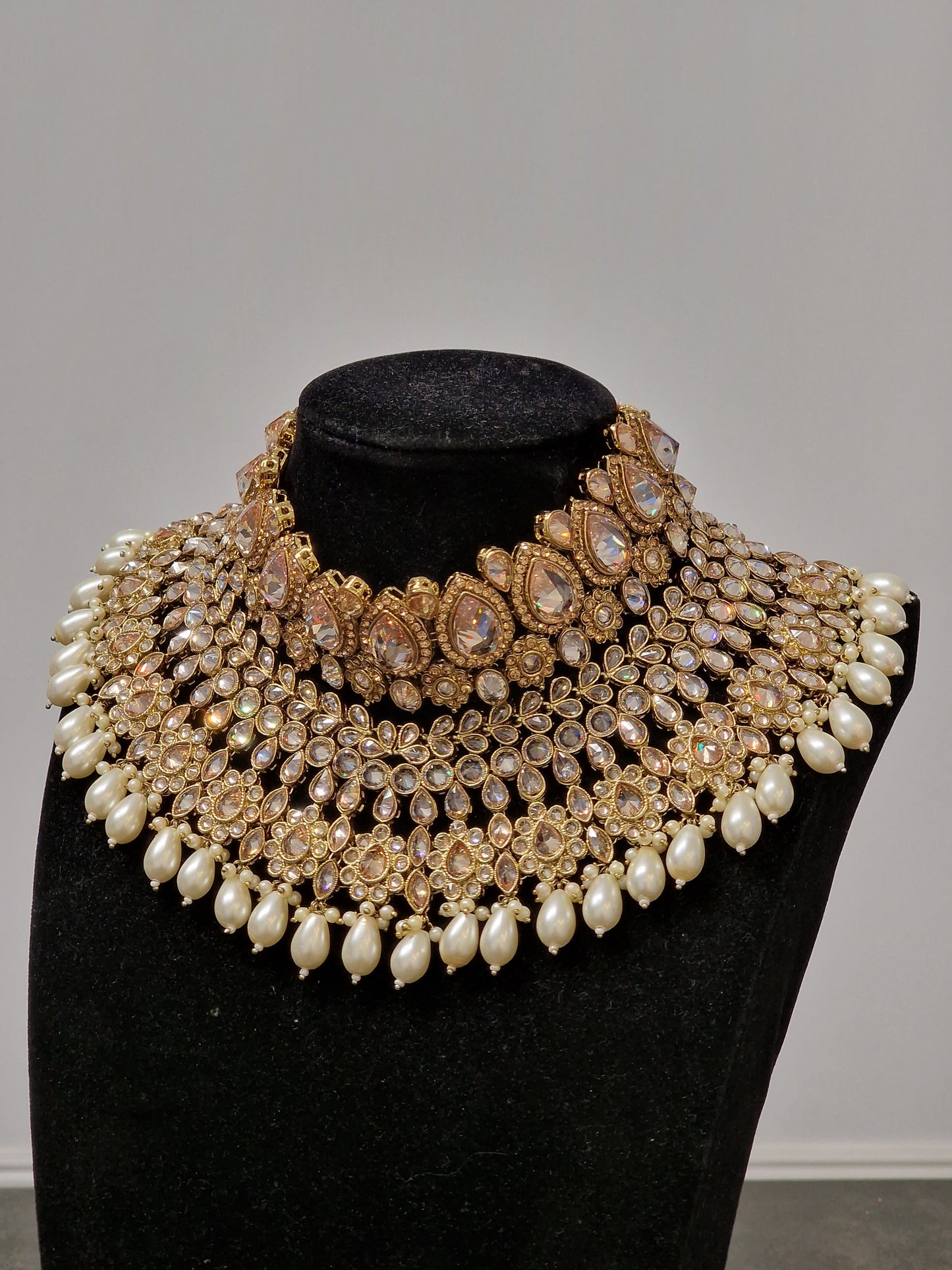 Morah Gold