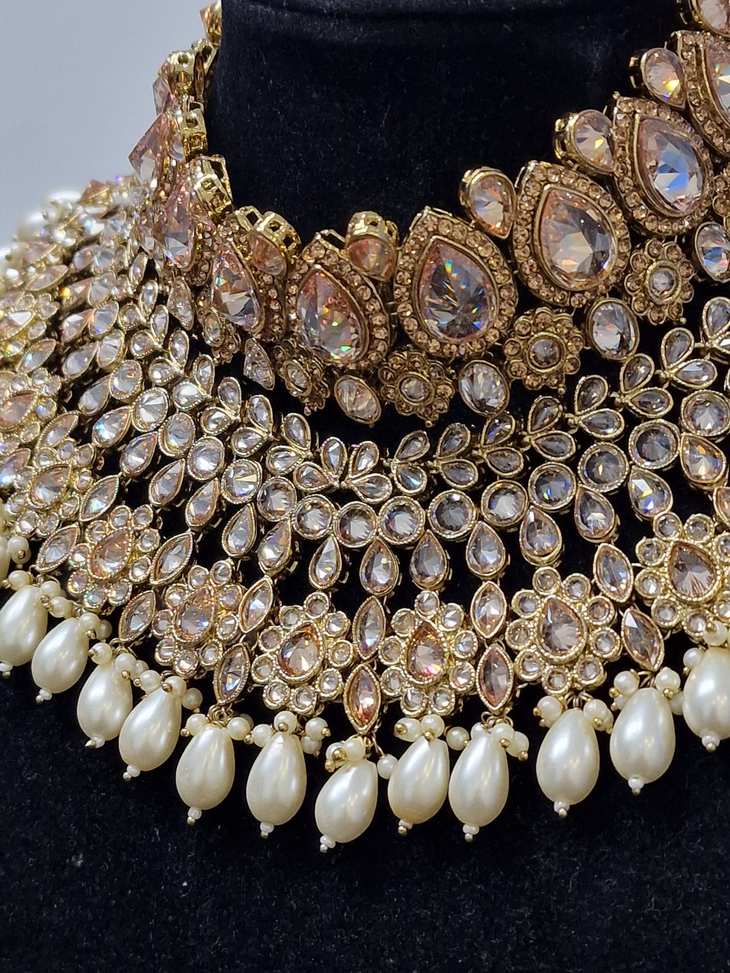 Morah Gold