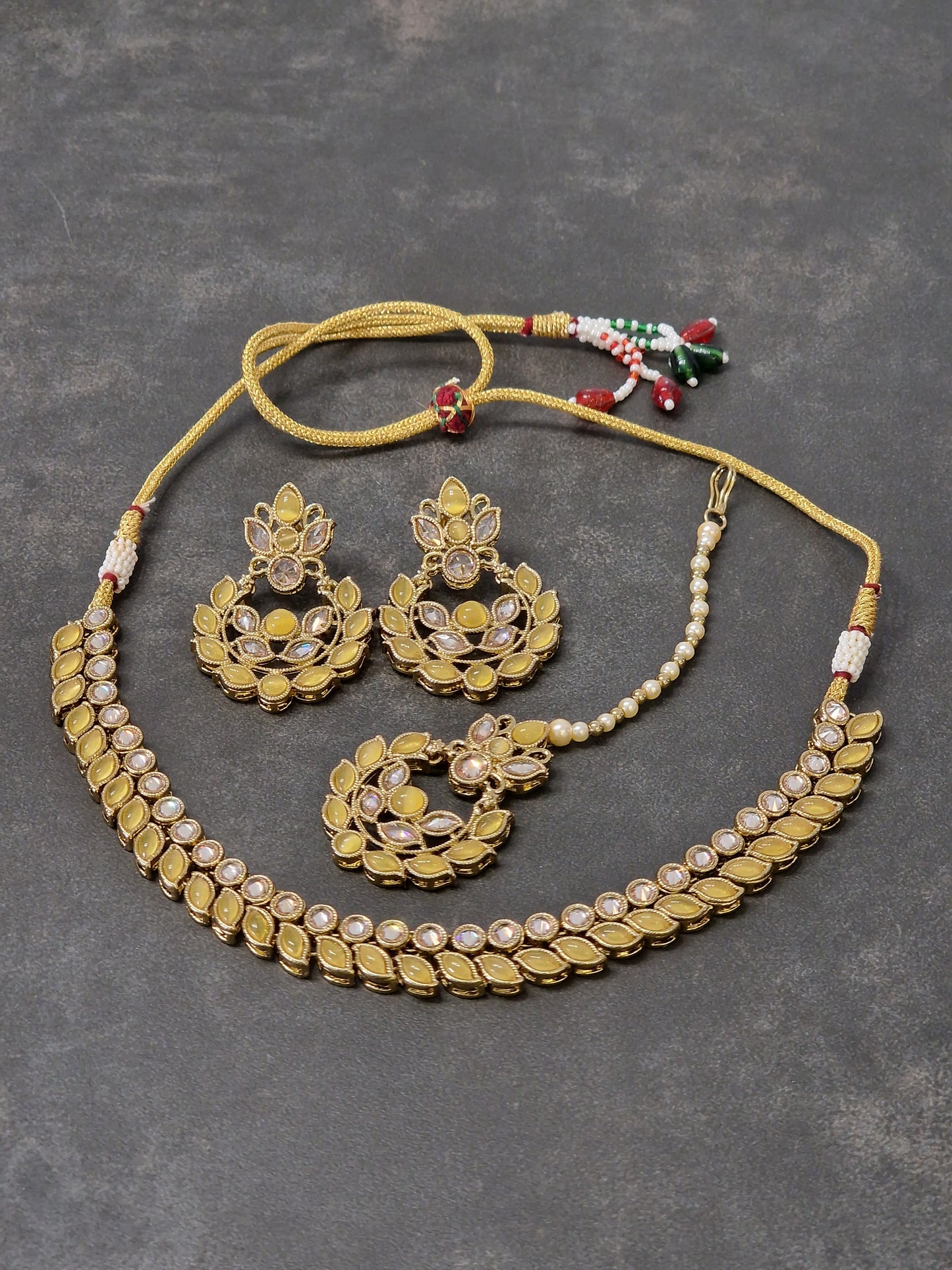 Dalia - Available in various colours