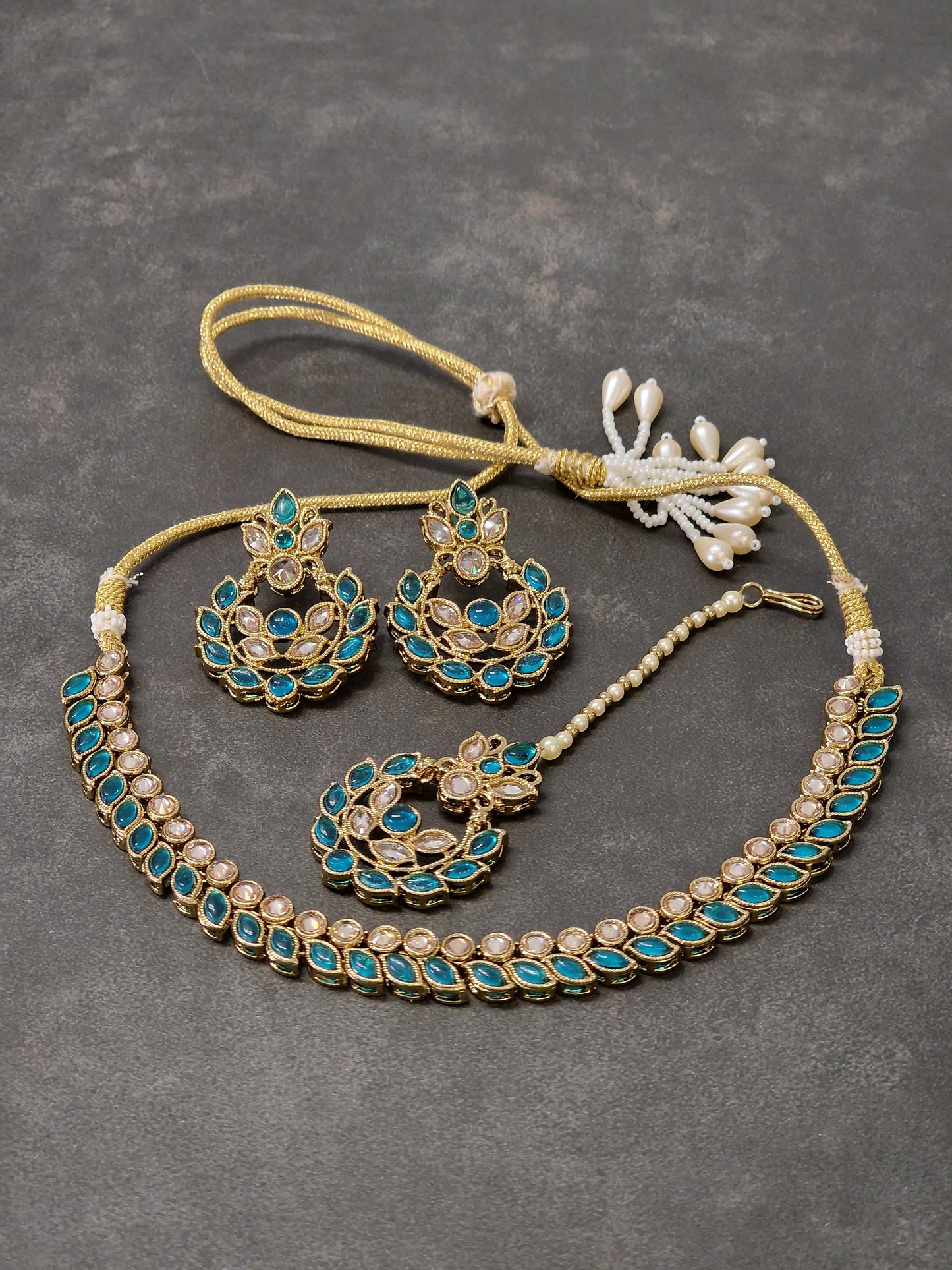 Dalia - Available in various colours