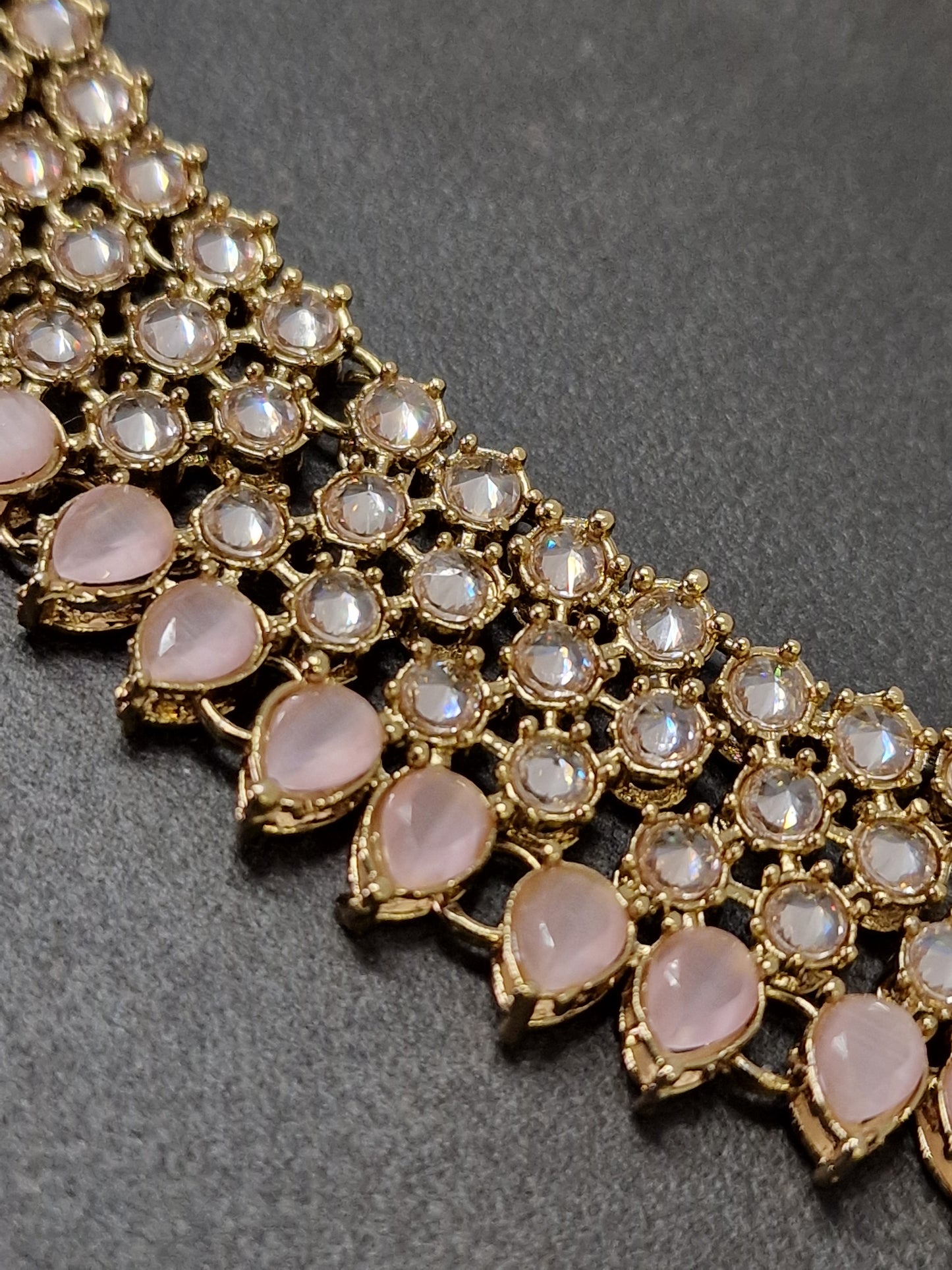 Tina - Available in various colours