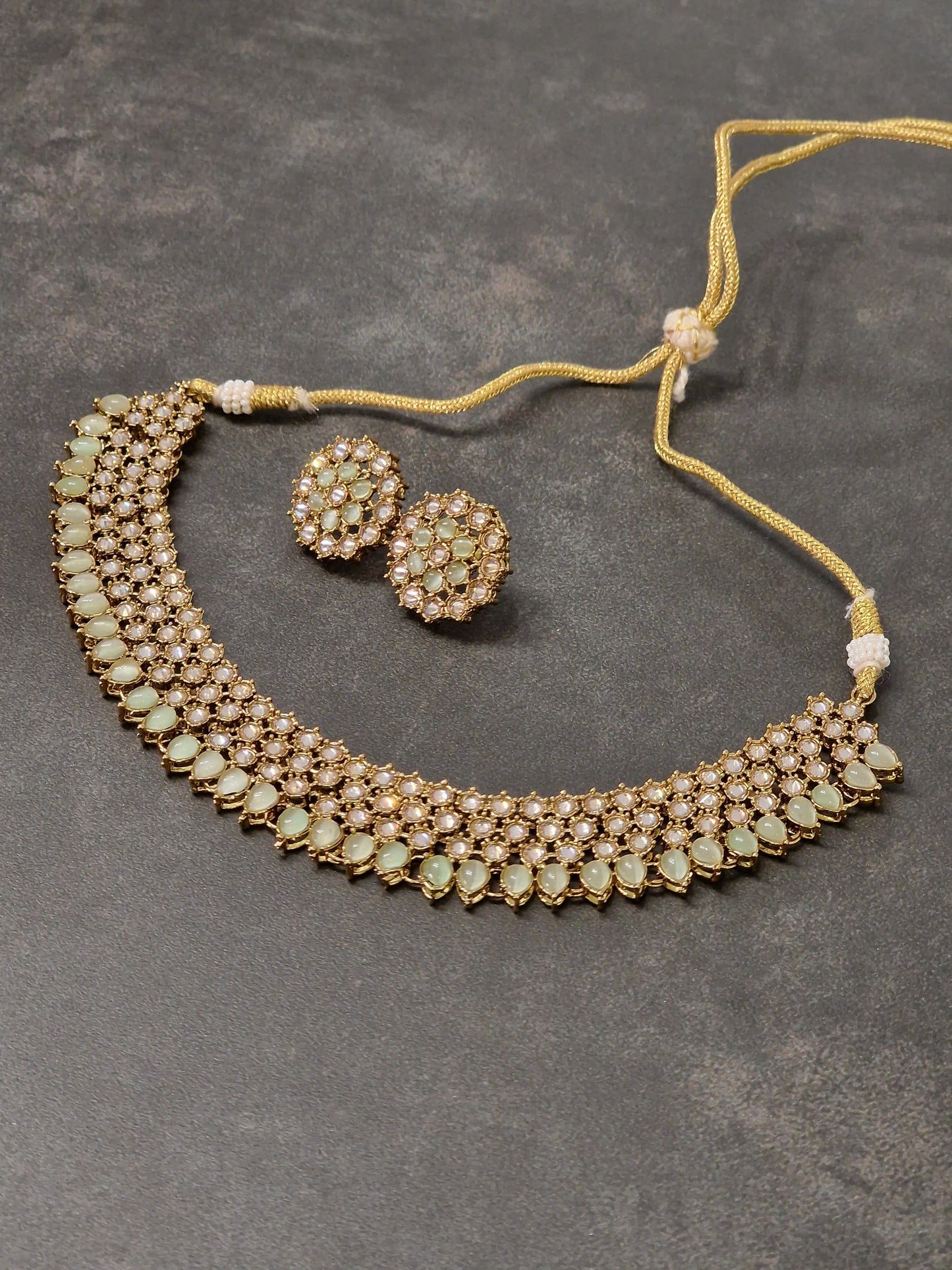 Tina - Available in various colours