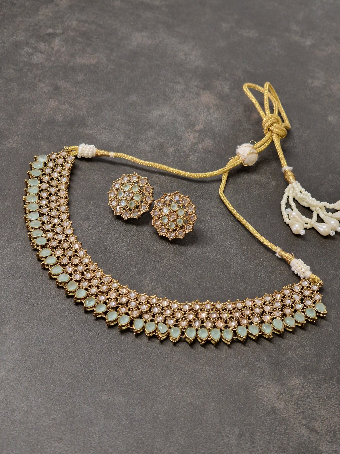 Tina - Available in various colours