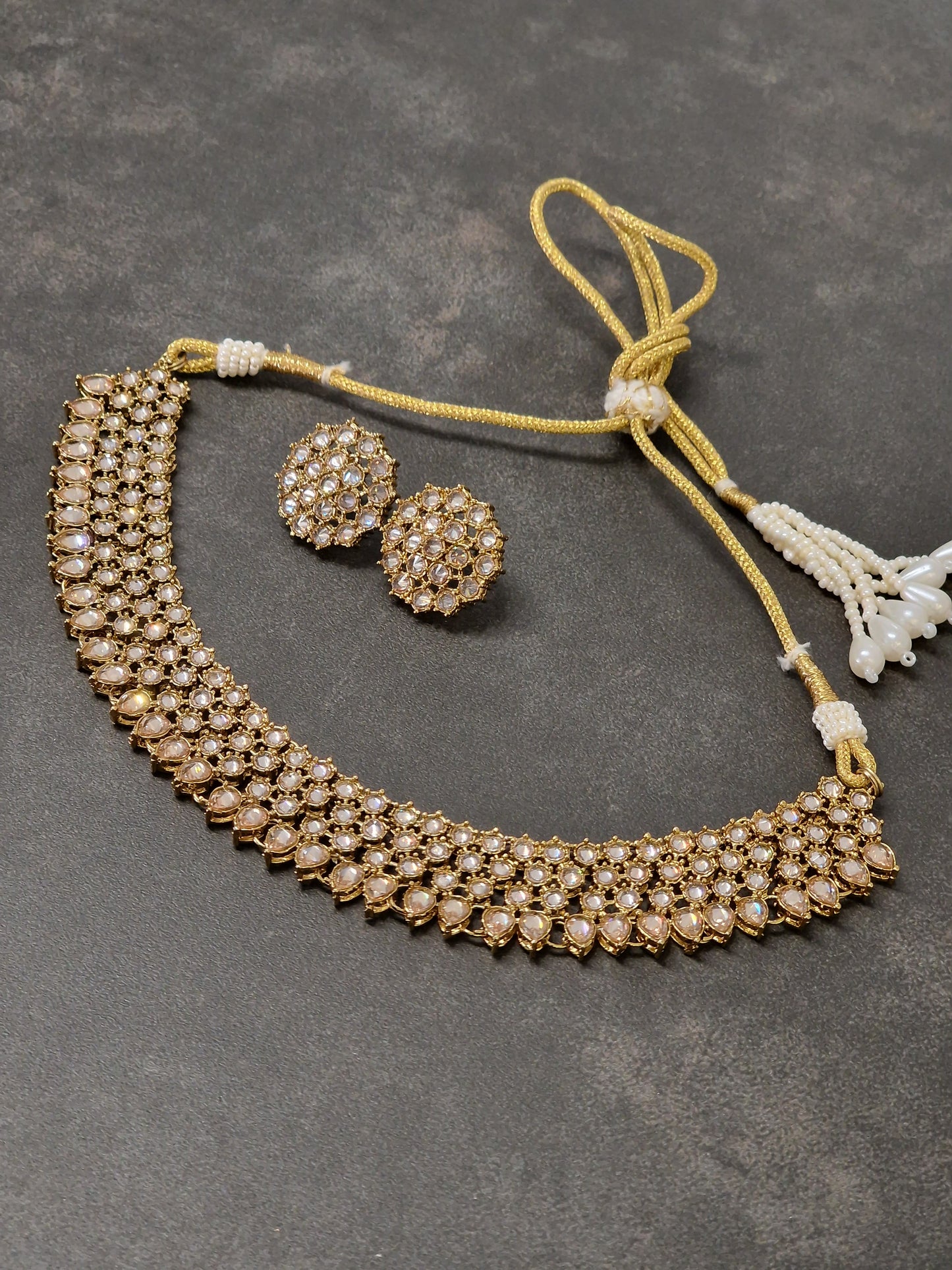 Tina - Available in various colours