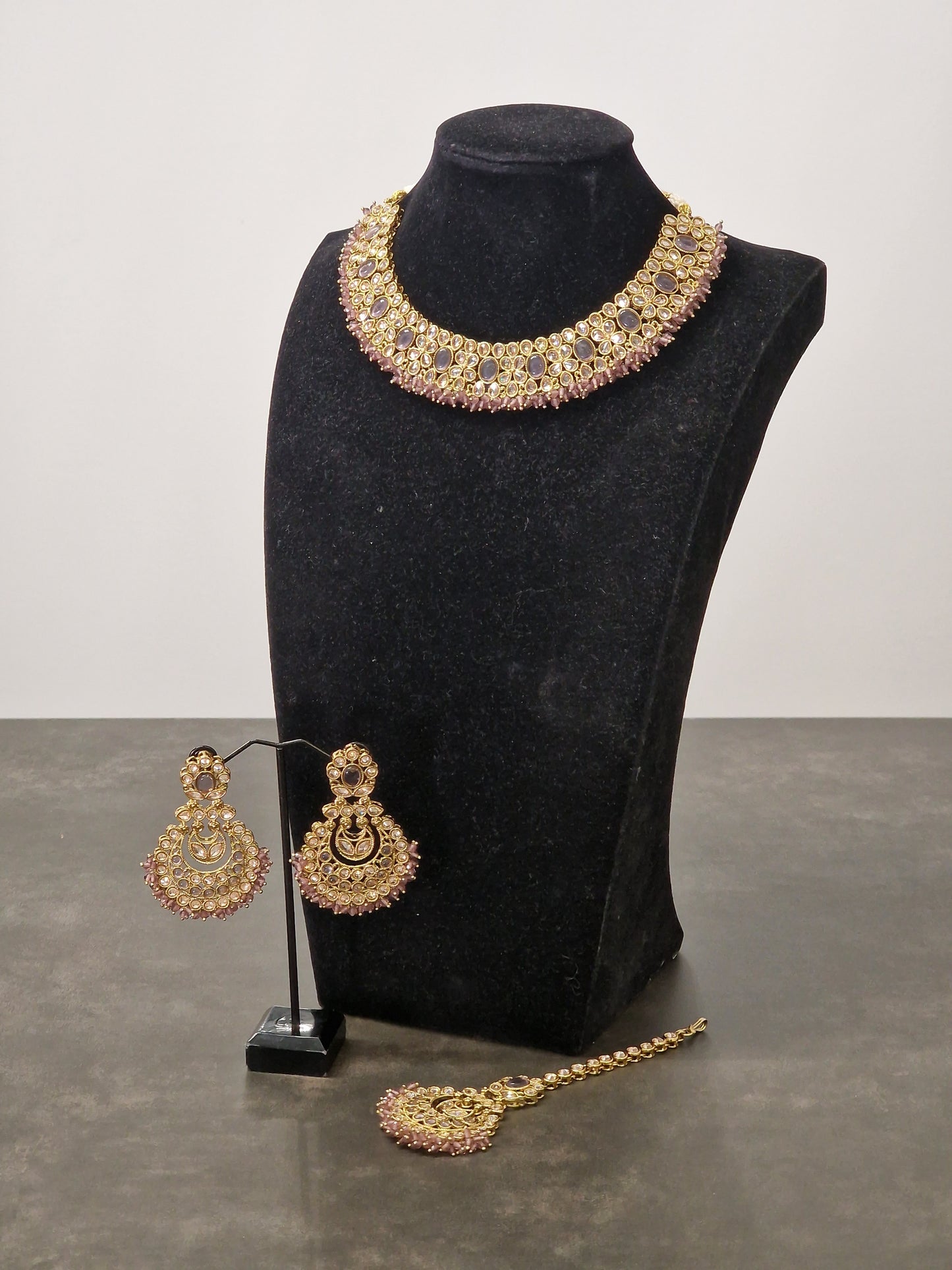 Malti - Available in various colours