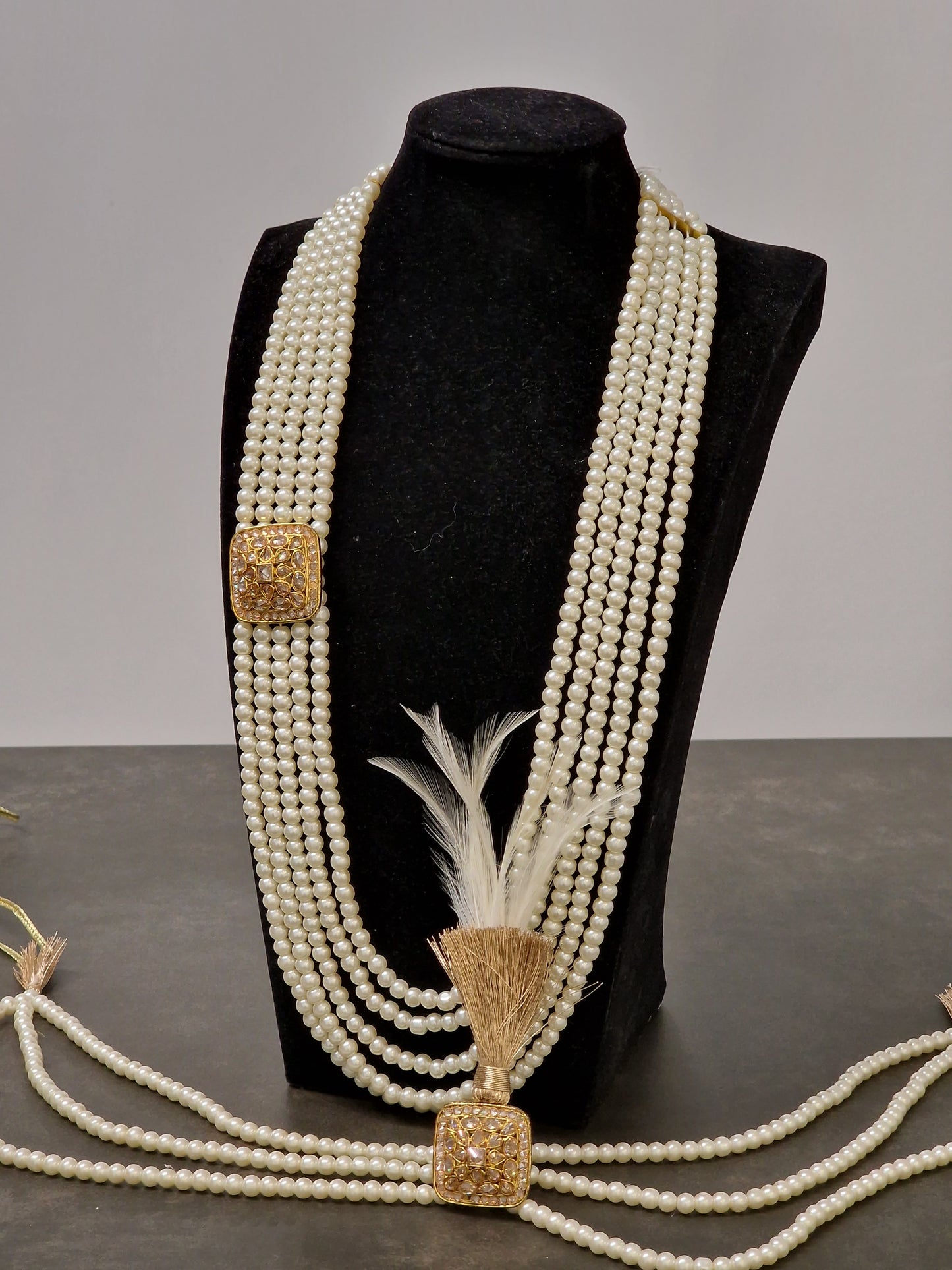 White Kalgi & Mala