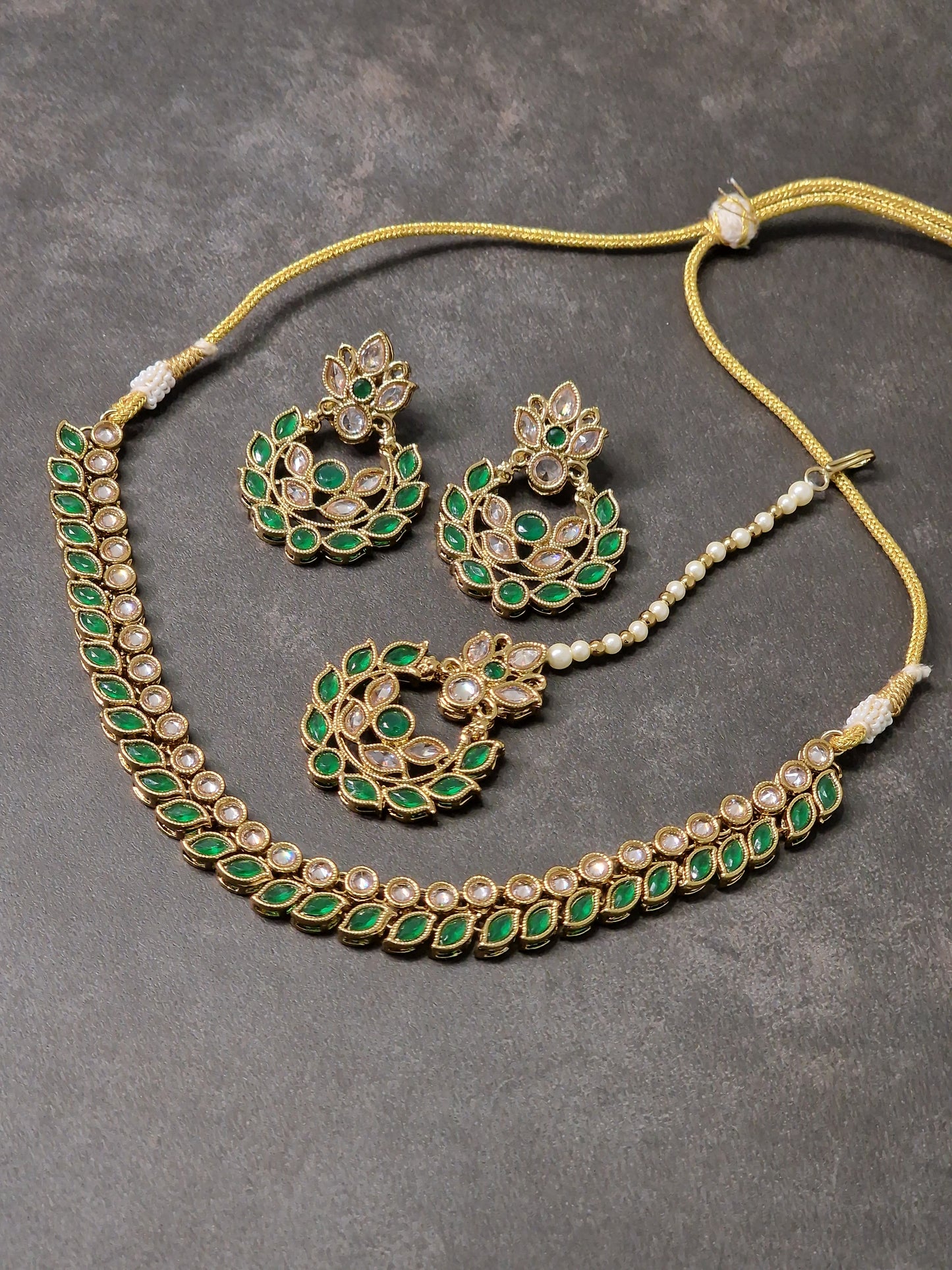 Dalia - Available in various colours