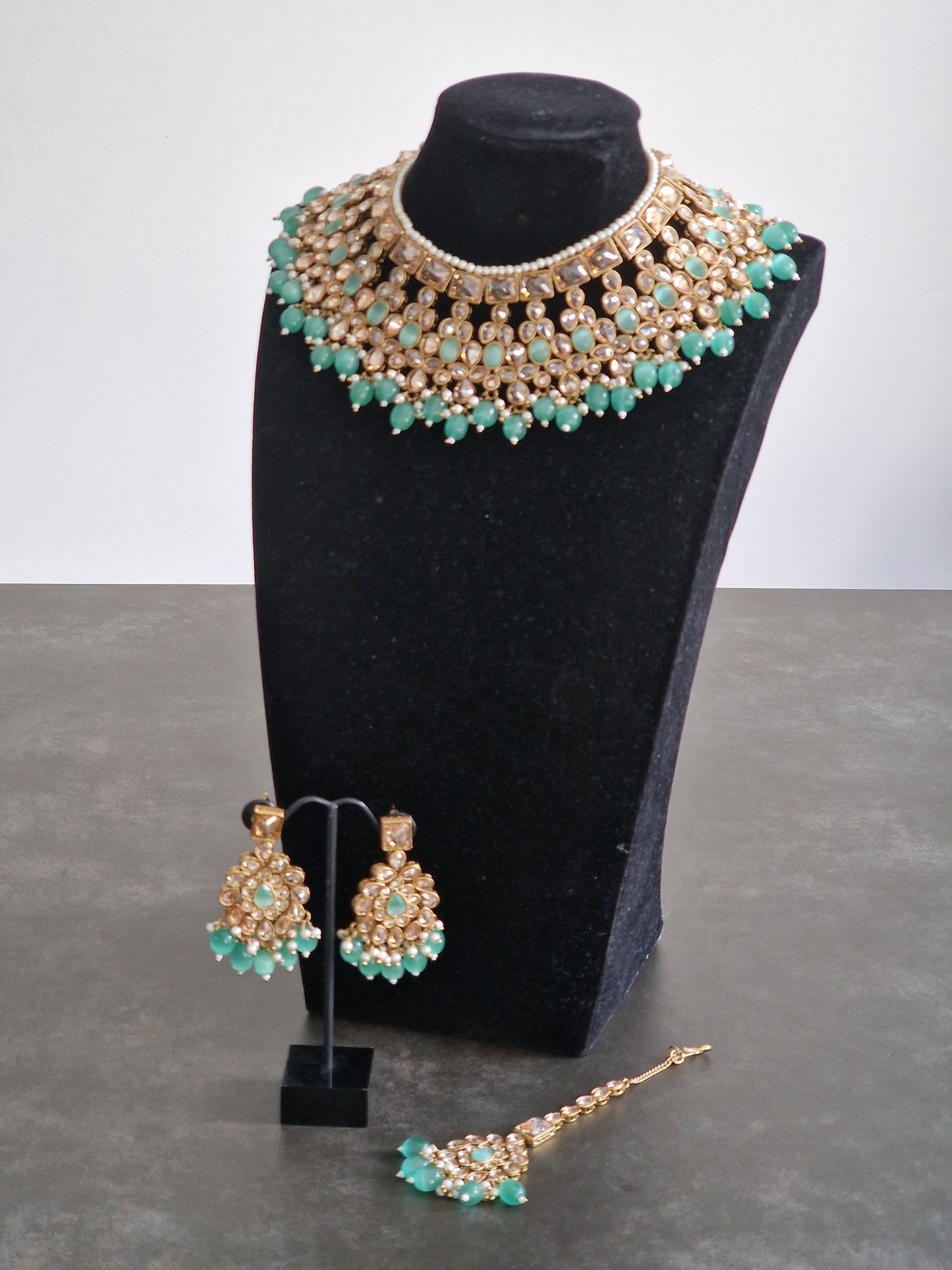Kareema - Available in various colours