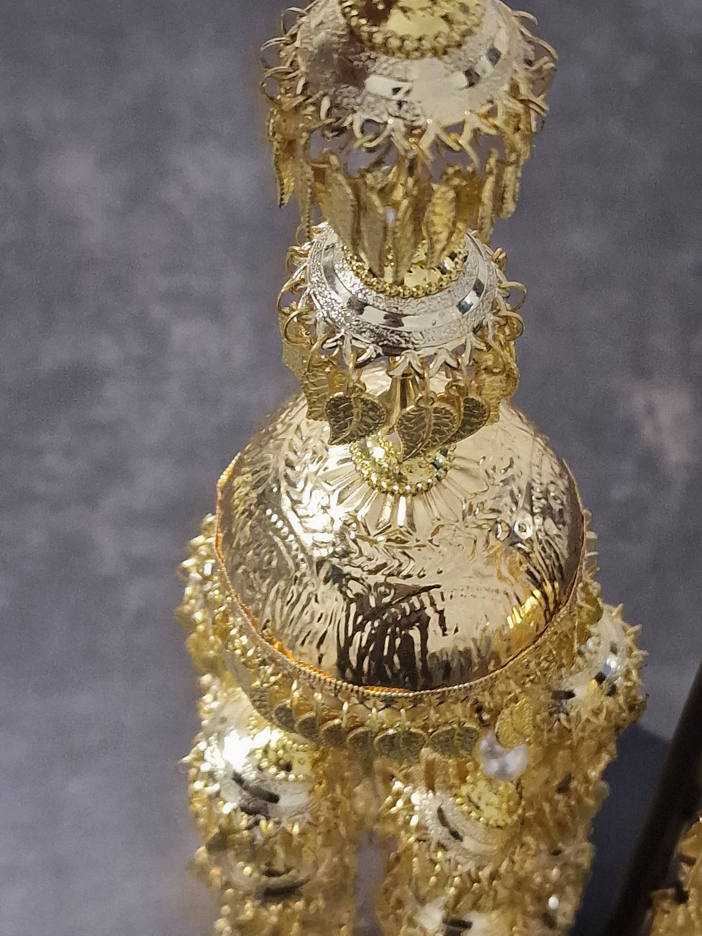 Traditional foil kaleeray