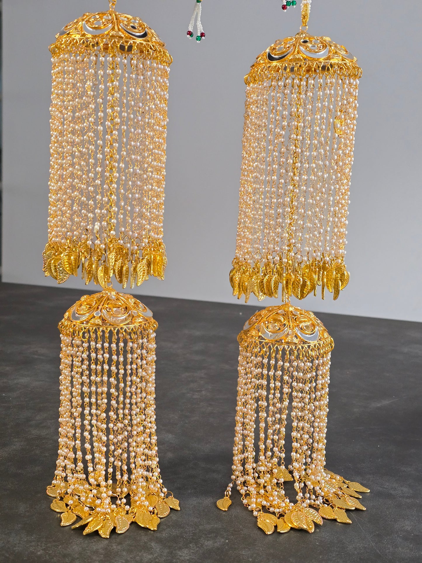 Mirrored pearl double teir kaleeray